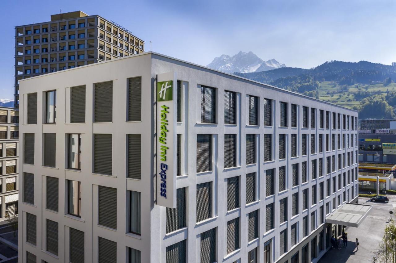 Holiday Inn Express Lucerne image 2