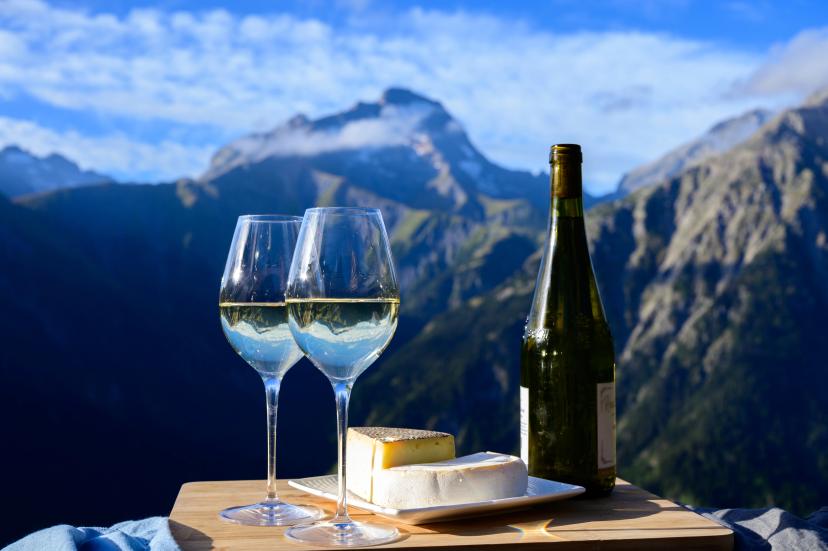 Emmental + Pinot Gris (Three Lakes Region) image 1